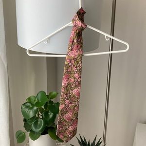 Liberty of London Vintage Tie (Approximately 56”)